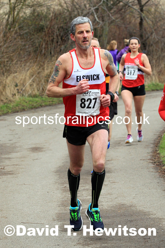 Senior women and veteran women and men over-50s NECAA Road Relay Champs., Hetton Lyons Park, Hetton le Hole, County Durham. Photo: David T. Hewitson/Sports for All Pics